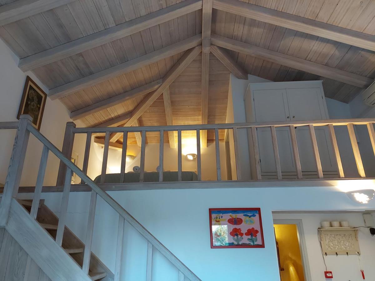 Simos Suites Elafonissos Exteriör bild